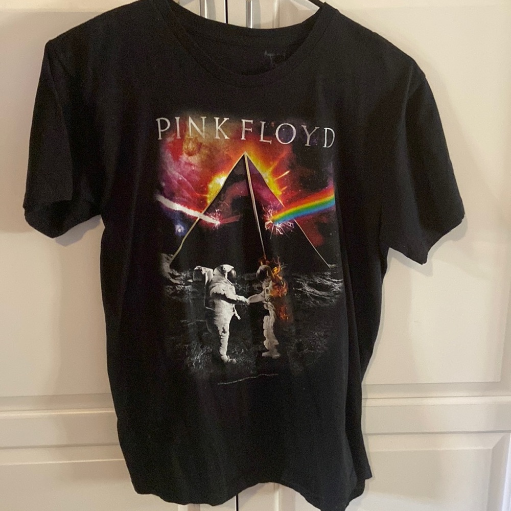 Pink Floyd graphic tee